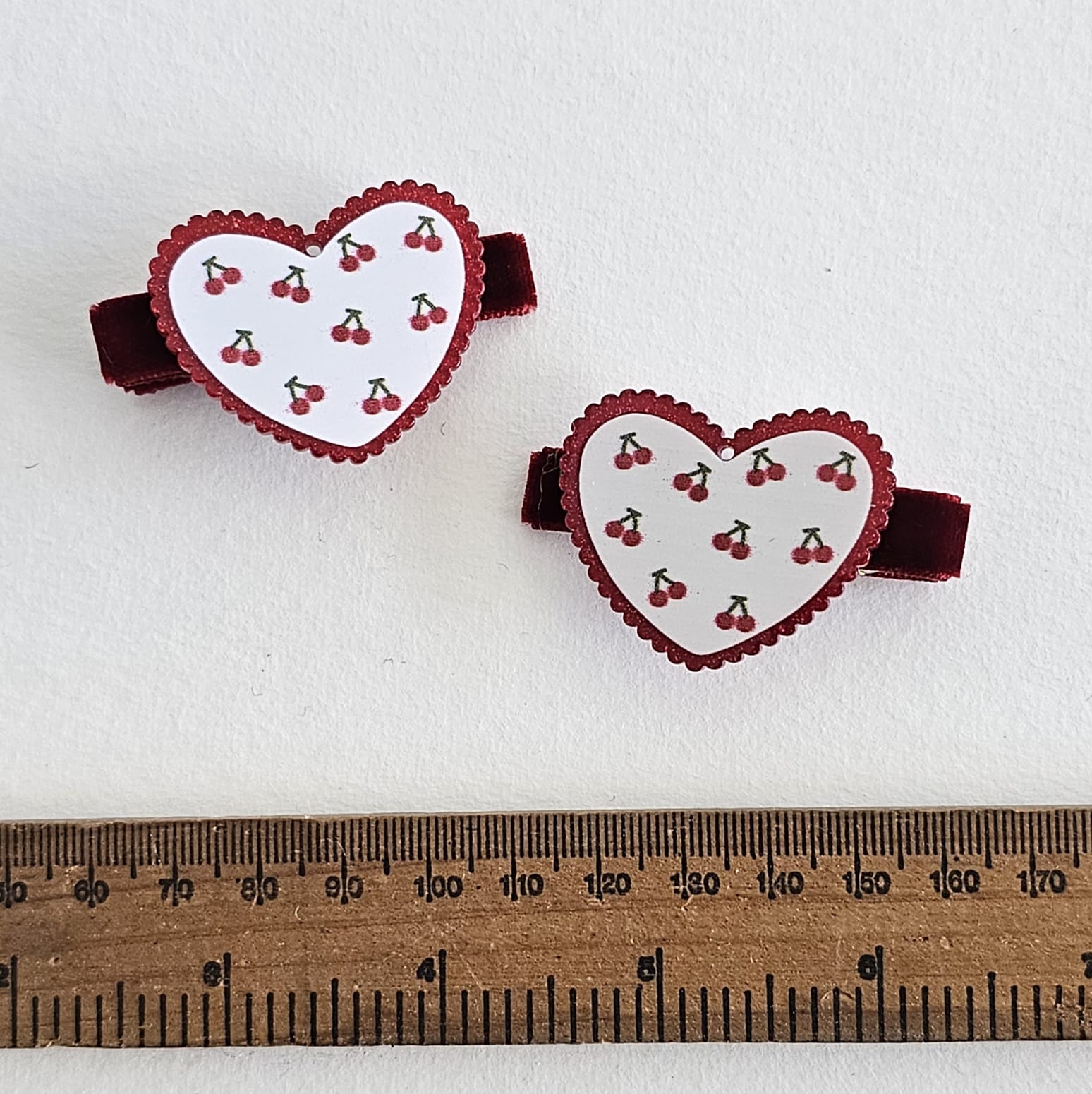 Cherry Hearts Clips Set