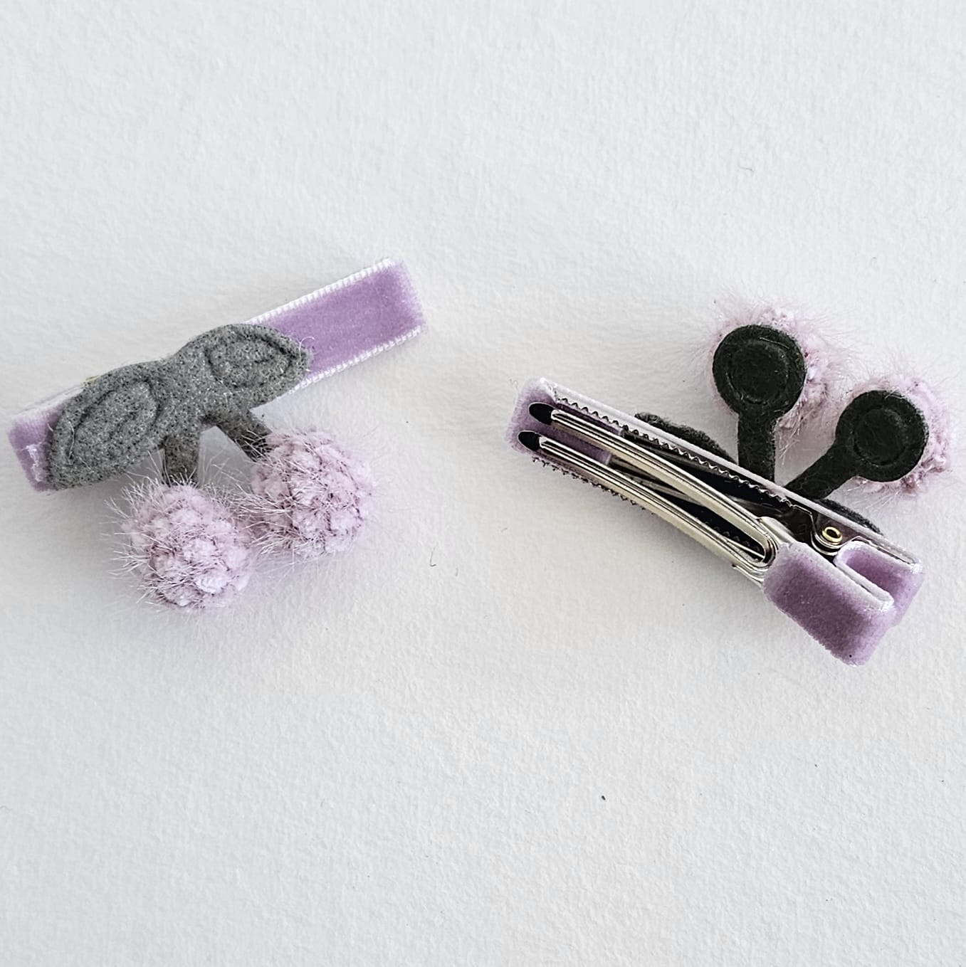 Berry Pompom Clip - Lavender