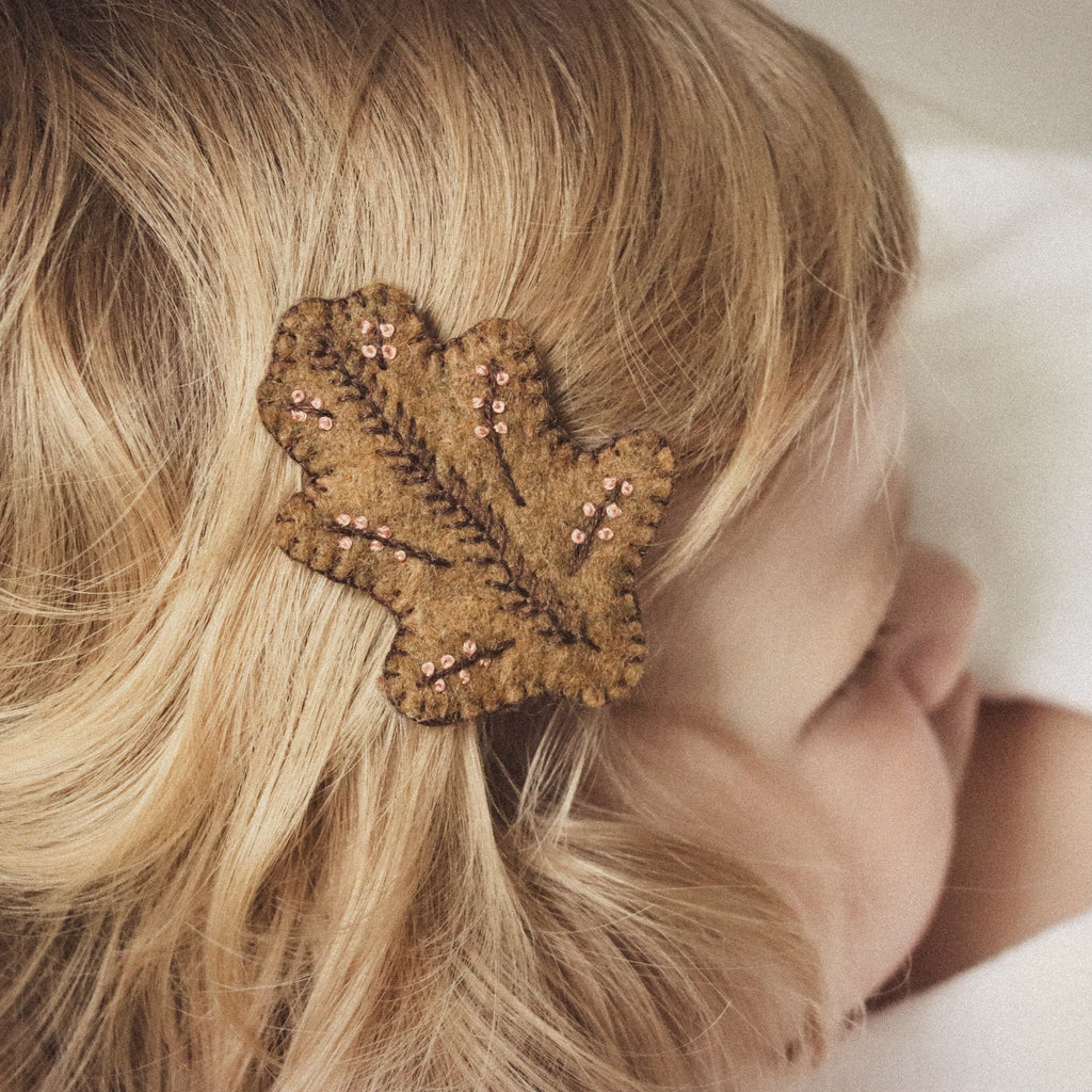 Handmade Clip - Autumn Oak Leaf